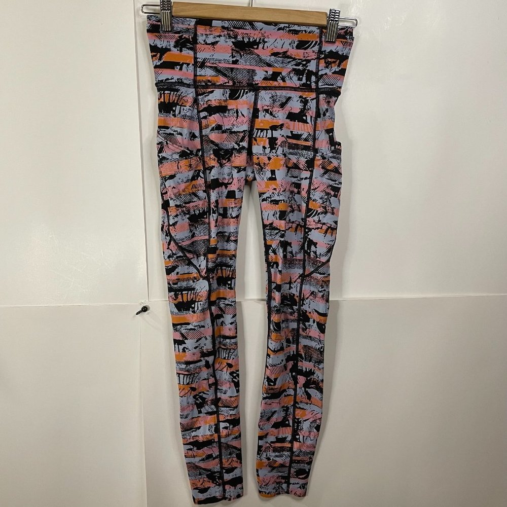 Lululemon Fast Free 7/8 Tight II *Nulux 25" Coral pink Gray Print Size 4